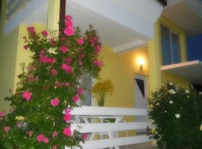 아파트 Kamelija 파자나