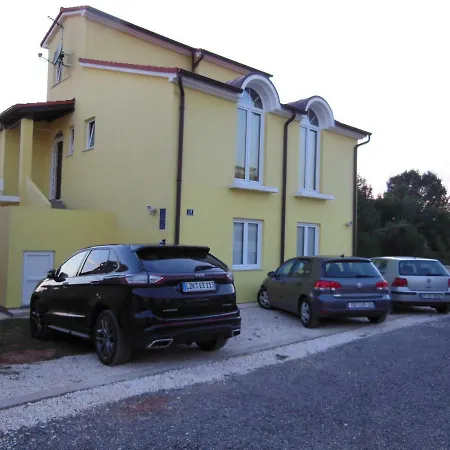 Kamelija Apartamento
