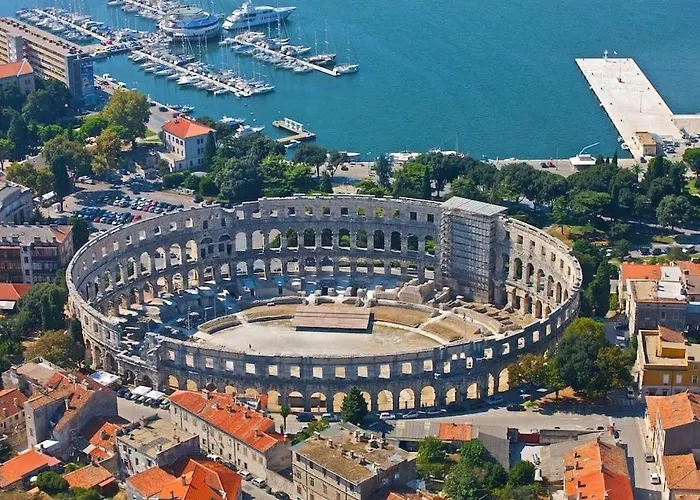 Διαμέρισμα Kamelija Fažana