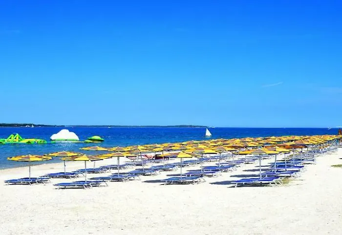 Kamelija Διαμέρισμα *